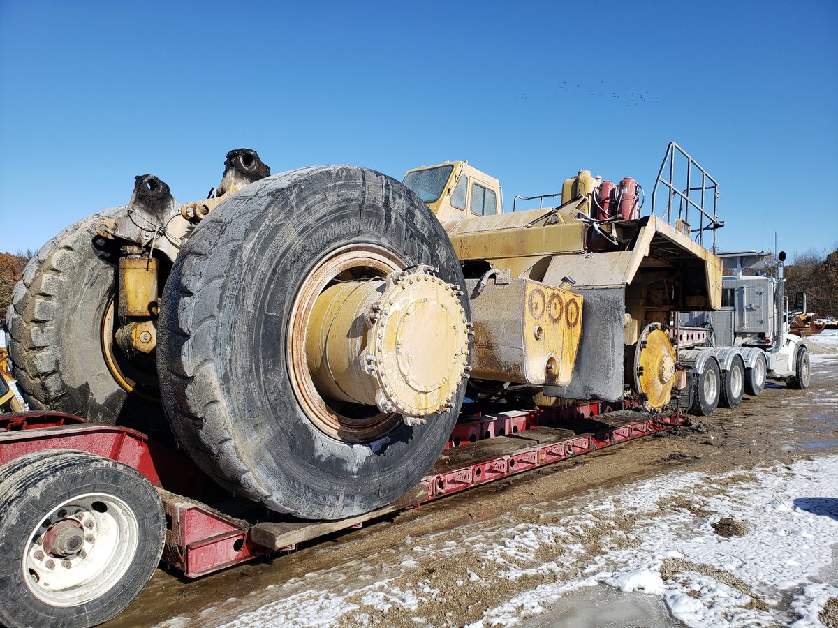 CroweEquipment's tweet photo. Another 777C in for teardown. We should get some good used parts, and even some items for rebuild off this unit! Call us if you need anything! Serial:4XJ00410 #777C #HeavyEquipment #CaterpillarParts #UsedCatParts #CatParts #Caterpillar #Coal #croweequipment #rebuiltcatparts https://t.co/keSaDug1d3