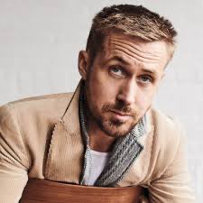 AraleLisbeth's tweet photo. Hoy cumple 39 años el siempre inquietante actor y cantante canadiense #RyanGosling.  Me quedo con Drive y La la land!  También tiene un pasado,os acordais de un jovencito Hercules?  #ayerhoy.  Good Night soñadores!! https://t.co/navMFpVDdG