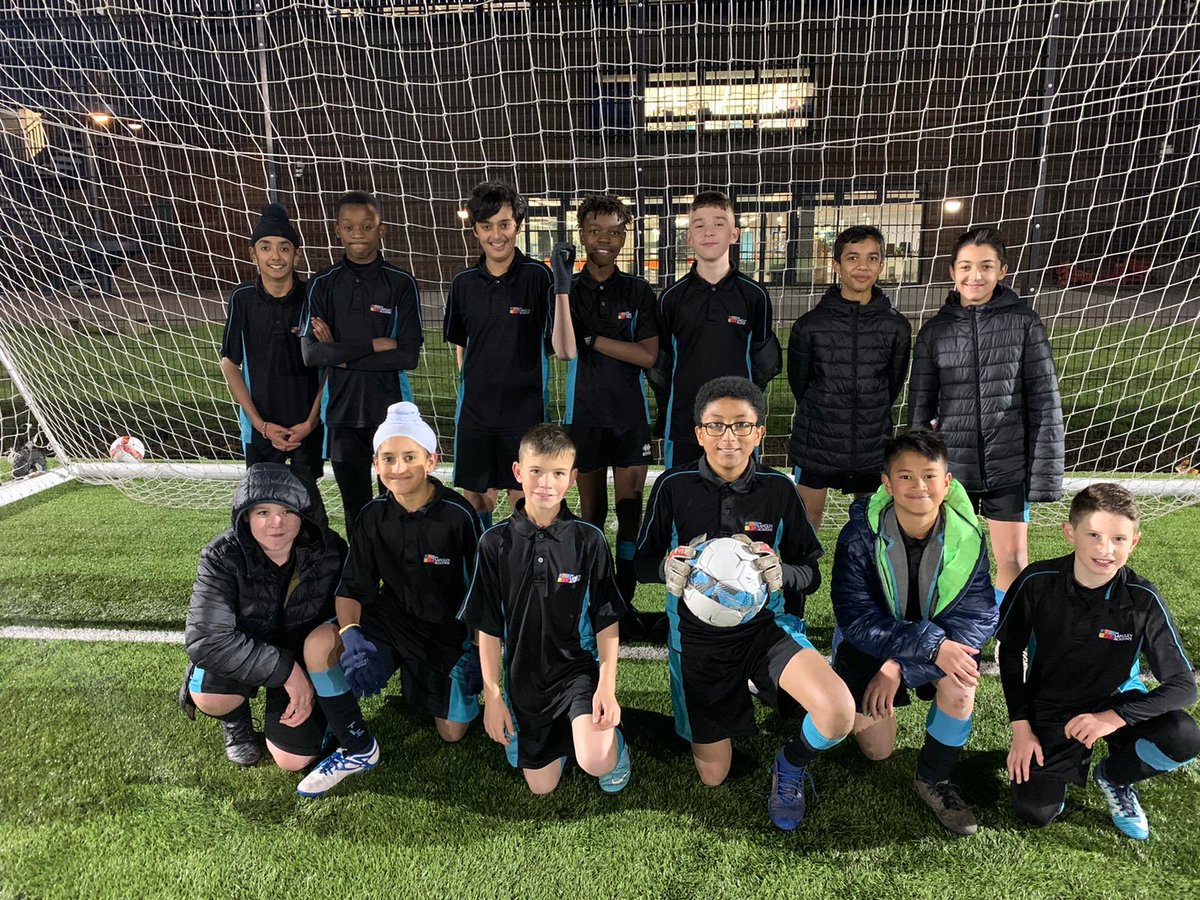 TLA_Sport's tweet photo. 4-1 down and won 5-4, unbelievable second half! Well done to our Year 8 footballers against Slough and Eton! #classperformance #nevergiveup https://t.co/eHHqlMxFF0