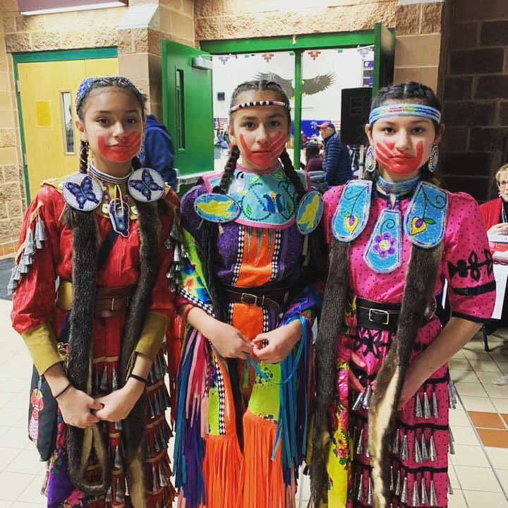 IllumiNative's tweet photo. Waadookodaading Ojibwe & LCO Ojibwe school students bringing attention to the missing and murdered women and girls crisis at the Lac Courte Oreilles Veterans Day Pow Wow ✊🏽❤️
#MMIW
#IllumiNative
#NativeNow
#NativeTruth https://t.co/pK4HY63KGx