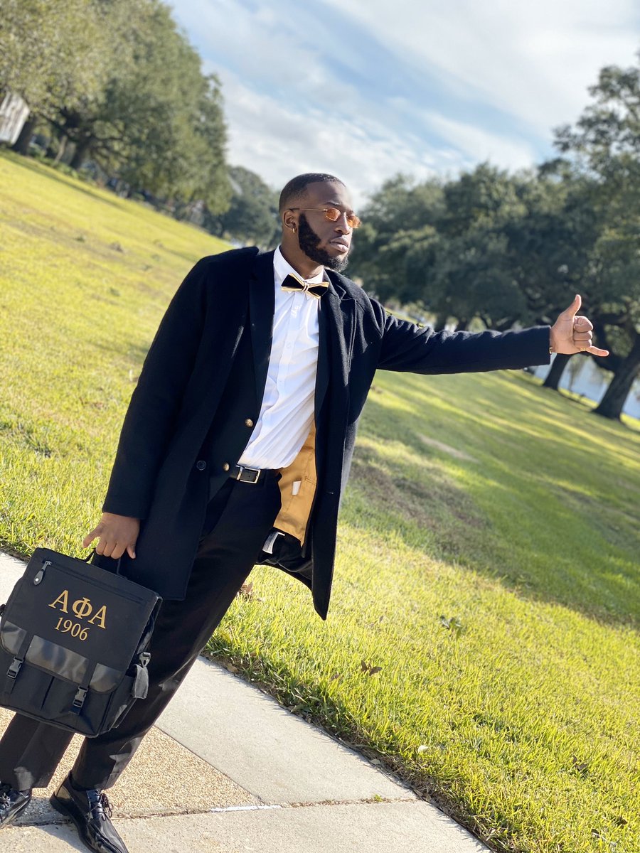justin1matthews's tweet photo. On an ICEEE COLDD TUESDAY 🥶
#CharterWeek ΒΦ ΑΦΑ 🤙🏿🦍 https://t.co/O3SJrOLC3t