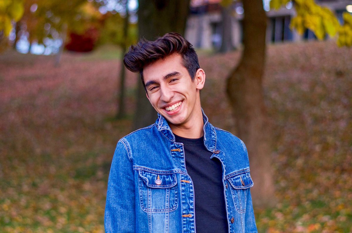 Meet RA Nick 😇
•
•
Major: Early Childhood Education
Minor: Business Spanish
Hometown: Fairview Park, OH
Floor: 3rd Floor CCF
Fun Fact: he loves Kent’s food so much he averages five meals a day! 
•
•
go say hi sometime!