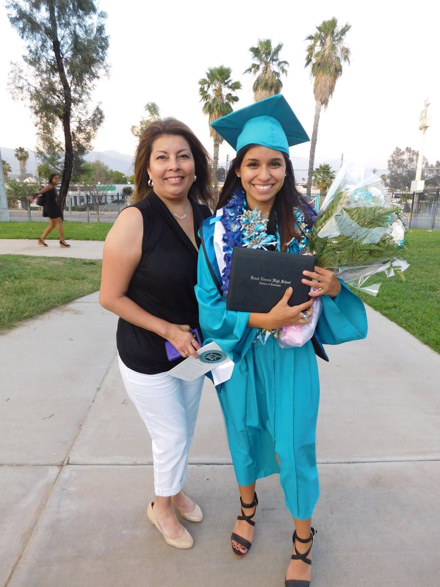 _supremeceline's tweet photo. God gained another beautiful angel. until we meet again, rest in peace mama. i love you forever and always ❤️ https://t.co/Mgqj48kTSO