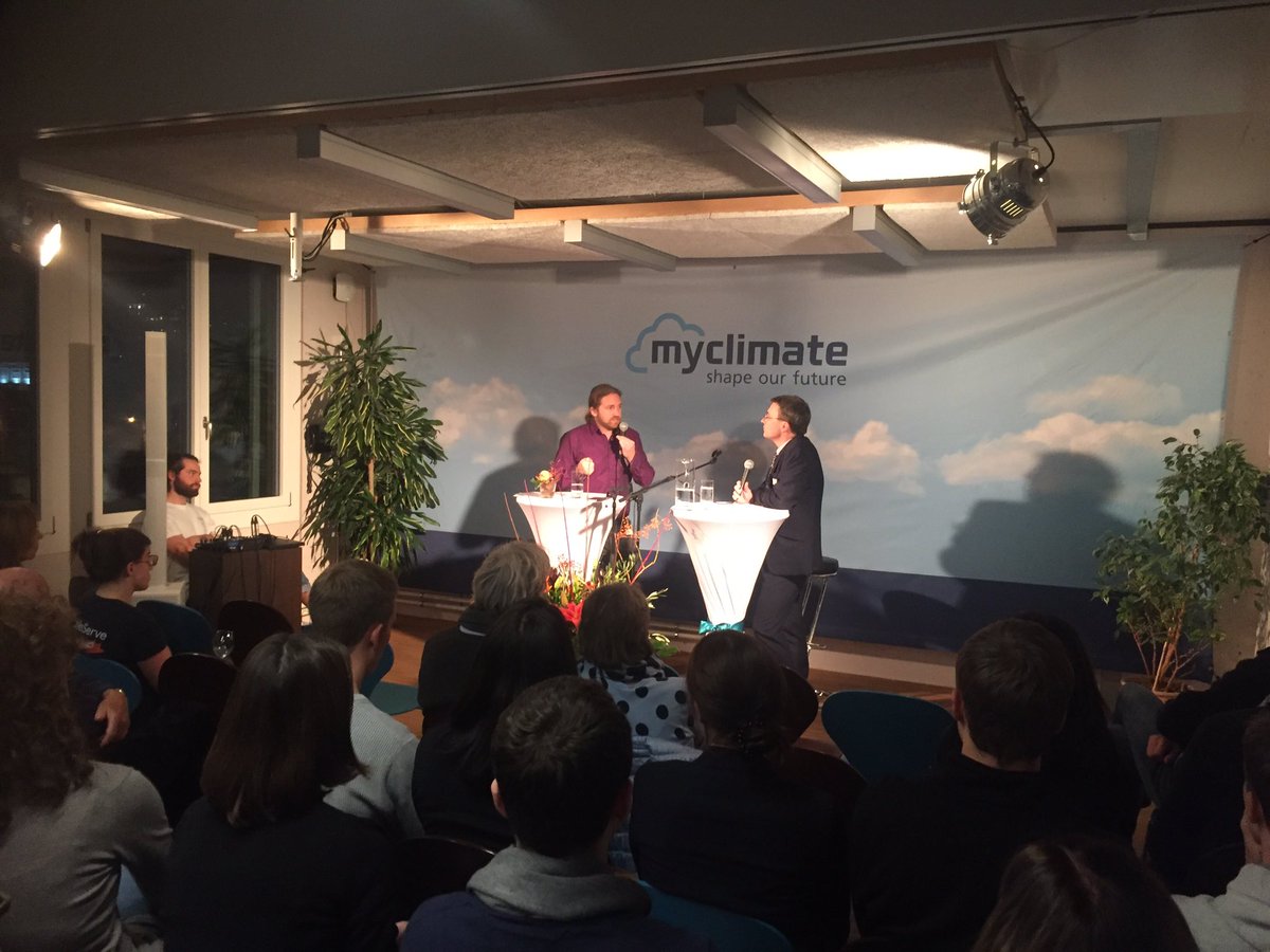 lbuehl's tweet photo. @myclimate #cloudapero - war spannend von Franz Perrez @bafuCH & Delegationsleiter bei der #COP25 zu hören, was uns an den kommenden #Klimaverhandlungen erwartet. Mein persönliches learning und zugleich Lichtblick: @MarieClaireGraf von @CHYouth4Climate ist Teil der Delegation 🤩 https://t.co/x7j3jMmp6S