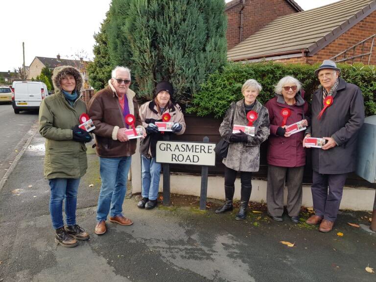 Thanks to <a href="/SandULabour/">Stretford and Urmston Labour Campaigns</a> colleagues who joined me to campaign in #Partington (in daylight!) and #stretford (after dark!) today #VoteLabour12December