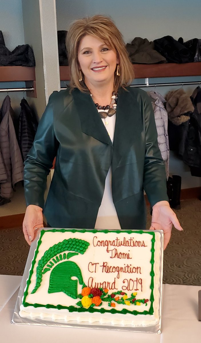 prabudavid's tweet photo. Congrats to Thomi Chrisinski on her CT recognition award. Our staff are the backbone of our college and university and Thomi is a special staff member, most deserving of this award. @MSUComArtSci @CommDeptMSU https://t.co/PZE5EKZLIa