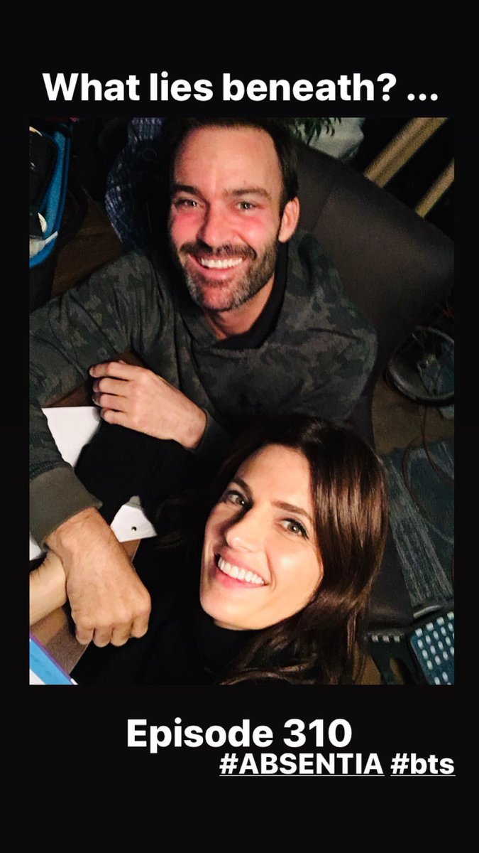 📲 Stana Katic no Instagram Story “O que há por baixo? ... Episódio 310 #ABSENTIA #bts”