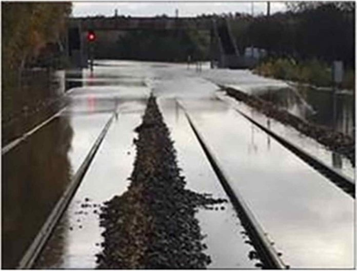 Last but certainly not least is climate adaptationUnfortunately most of our rail network is increasingly disrupted by floods, wind & landslipsBy contrast, in 5 years just 9 trains on HS1 delayed due to weather HS2 is designed to cope with 1in100+ year floods