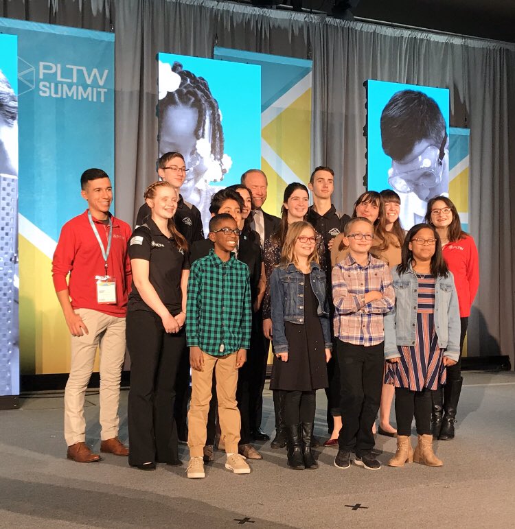 _mattowen_'s tweet photo. What a great experience at #PLTWSummit Kansas City! Kids did an amazing job telling their story and had fun meeting some other young engineers 🤓 #lusherpride https://t.co/GrpmRHm7Qa