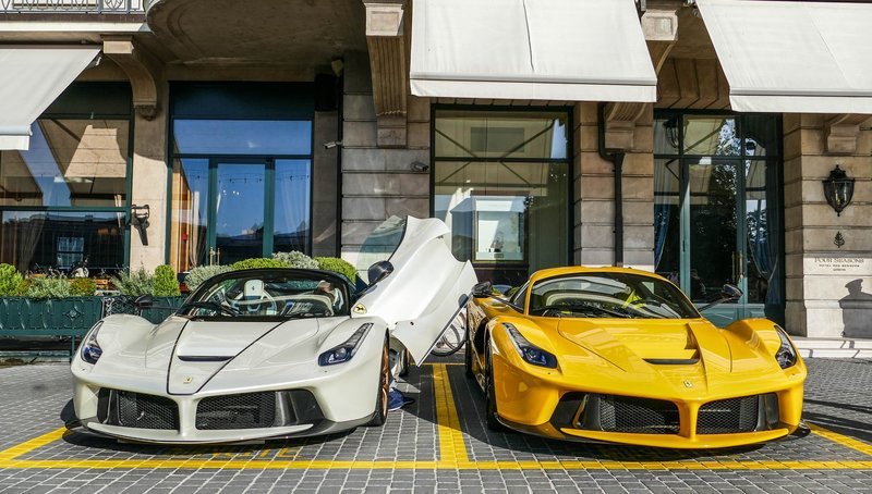 Super_CarsWorld's tweet photo. Ferrari LaFerrari 
#Collection_supercars__world https://t.co/vJvvf5tIx3