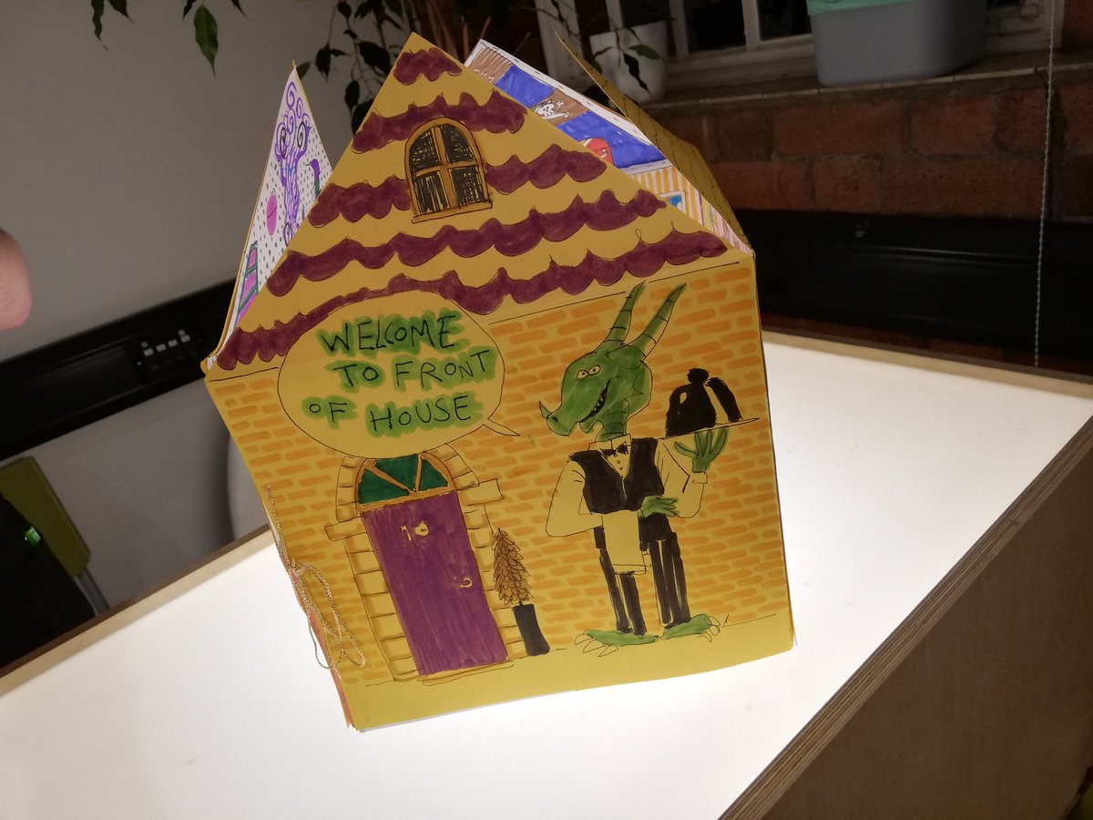 Duncanimation's tweet photo. Thanks @NoBindings for a great zine club! This is probably the strangest zine I've encountered so far
#zine #art #house #zinedesign #granddezines https://t.co/9kI4tWXcyP