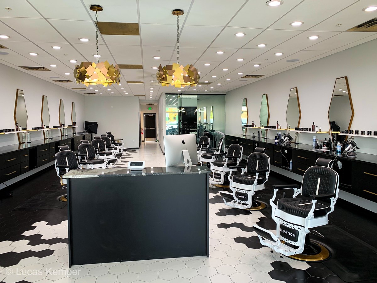 Red5Const's tweet image. Take a look at our completed project for Elevation Grooming Lounge in Rogers!!

#red5construction #rogers #elevationgrooming