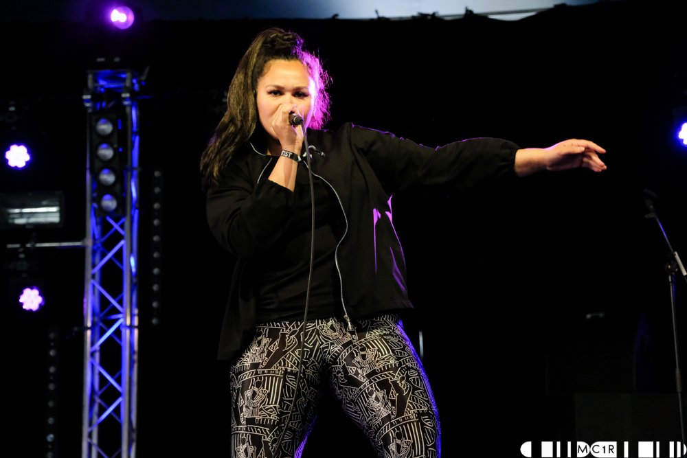 Right Now <a href="/bossy_love/">Bossy Love</a> Wind Me Up ...this tune gets me bouncing...