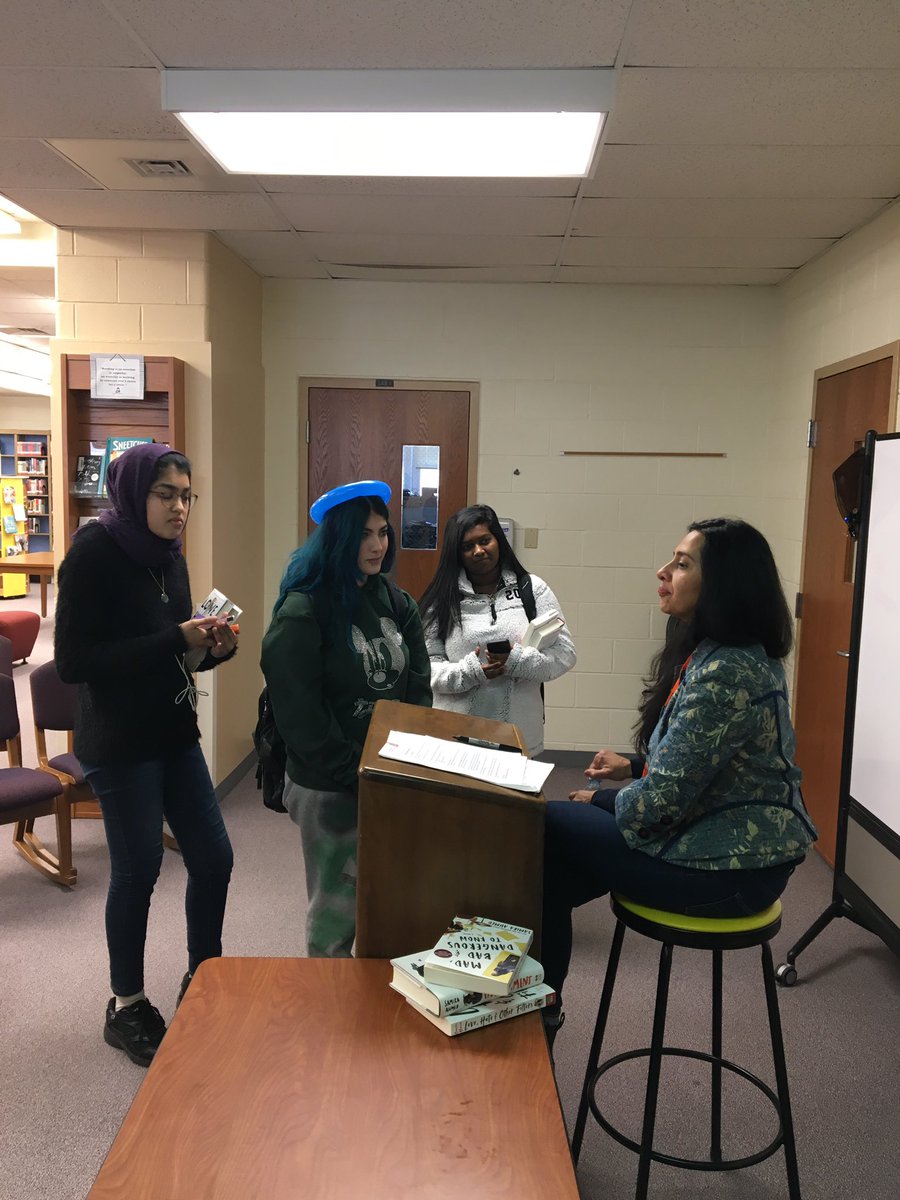 HSHS_Library's tweet photo. A packed house for author Samira Ahmed. A great afternoon in the library! @sam_aye_ahm https://t.co/3RTsPNVxHp