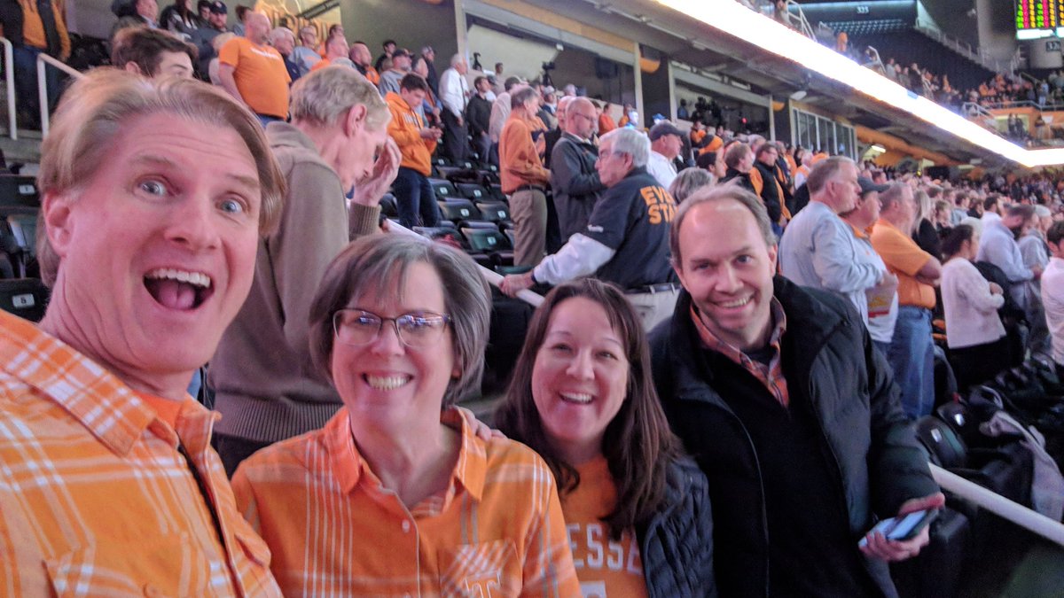 SplashFalcon's tweet image. #GOVOLS #GBO