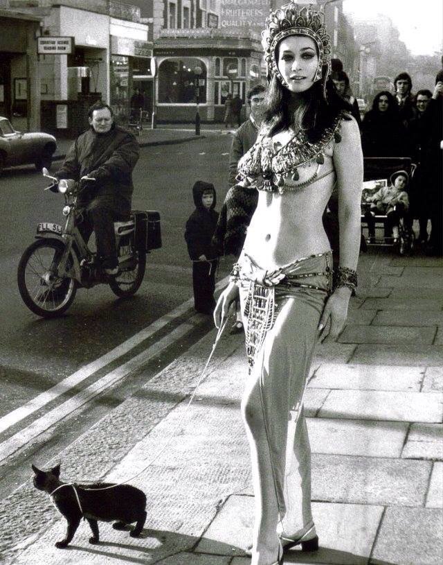  Happy Birthday, Valerie Leon. 