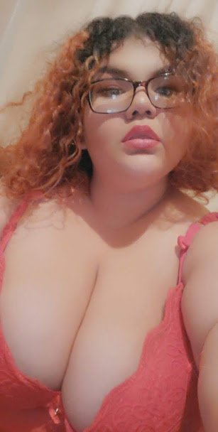 Hi! I'm Eris, an aspiring pornstar!
#bbw #premiumsnapchat #fatgirl #lewd https://t.co/1w6uav57Cp