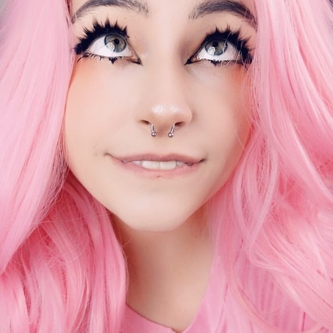 Watch Rusty Fawkes's leaked NSFW photo on TwXstars