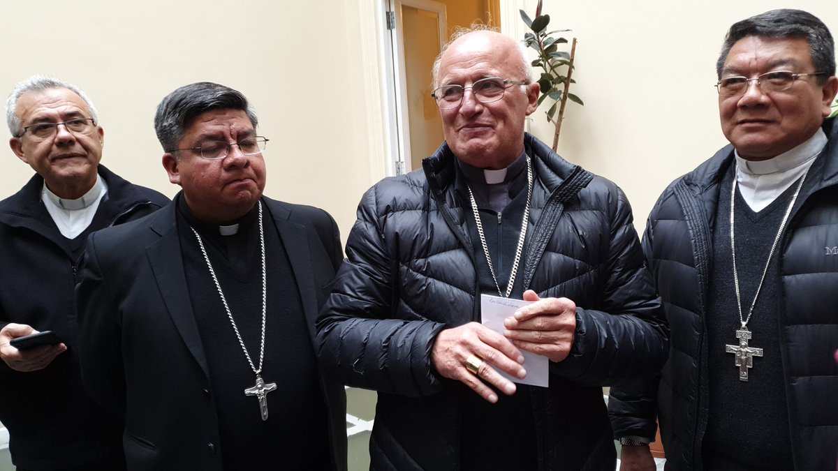 ErbolDigital's tweet photo. #LaPaz 

La Iglesia Católica dice que en #Bolivia no hubo Golpe de Estado y se ofrece de garante para que los #Diputados y  #Senadores del #MAS participen de la Sesión de la Asamblea Legislativa.

Vea la declaración: https://t.co/LbnDRXq569 https://t.co/pbO0wjW8iz