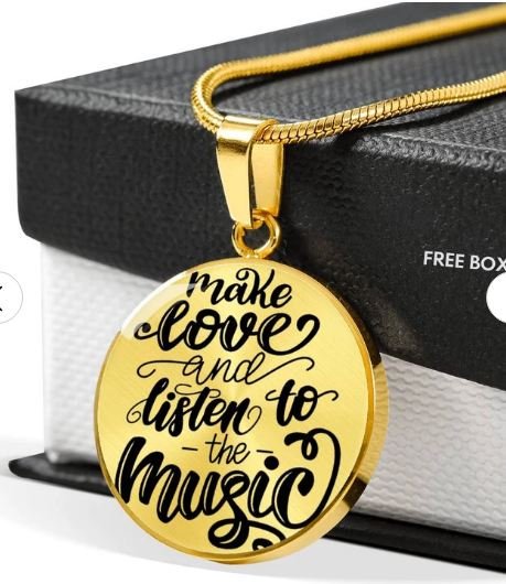 livefixture's tweet image. #Make #love &amp;amp; #listen to the #music 
Best for your lover ,so click here to happy :
bit.ly/2NJ2Ol2

#OiOiOi27 #ForaGilmarMendes #StephenMiller #ThatWasCold #MikFiers #AEWDyamite #DHDL #BachelorInParadise #SonicMovie #Simon #golddigger #PeopleVCancer #Selena