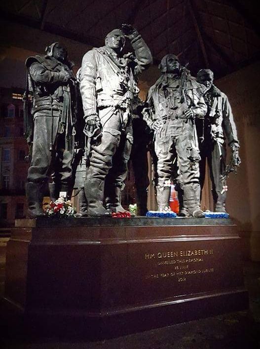 jazzkazz1's tweet photo. @TheThomasDennis @ThePleasance @WirelessOp @IntBCC Break a leg Thomas 😀
I'm sure it will be another run of brilliant performances, and I look forward to news of even more shows to come in 2020 so I can come and watch it again #wirelessoperator #LestWeForget #RememberTheMany https://t.co/nhmbWPAmyP
