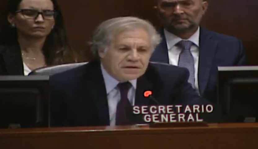 Opinion_Bolivia's tweet photo. El secretario general de la Organización de Estados Americanos (OEA), Luis Almagro sentenció que “la vergüenza de la @OEA_oficial  no es descubrir un fraude, la vergüenza es de quién cometió un fraude”,  en alusión al informe preliminar que terminó con la renuncia de Evo Morales. https://t.co/SO0Kq5XwWG