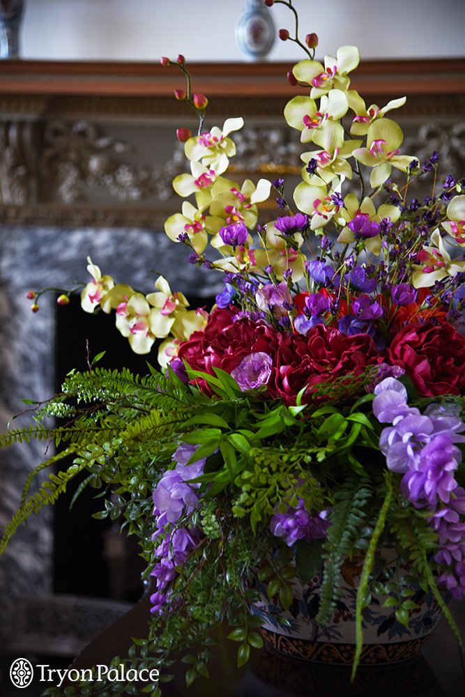 Each year, the decorations at Candlelight have a unique theme. Think you can figure out this year's? (HINT: You'll learn at tomorrow's Holiday Décor tour!) There are only two tours left, so don't miss out on this exclusive sneak peek! Learn more at tryonpalace.org/holiday!