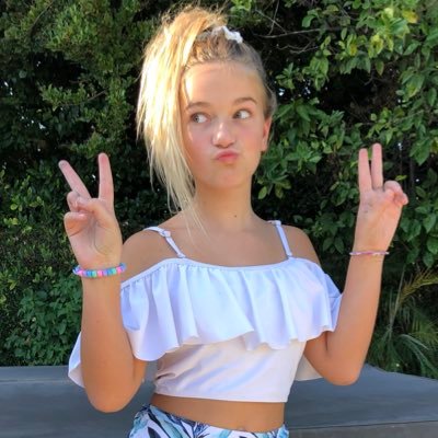 Hamylie2's tweet photo. Happy birthday Isla ❤️😋 @stanfordisla Ilysm ❤️😋🥰😘 https://t.co/zdRQFmqEwm