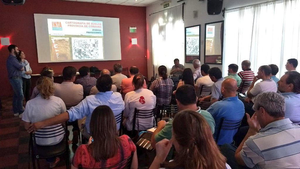 IntaCordoba's tweet photo. "Entre 2015 y 2019 se relevaron 3,5 millones de hectáreas en #Cordoba y en el último año la red de reconocedores de suelo de @intaargentina elaboraron 3 nuevas cartas #RioCuarto #Achiras #AdeliaMaria y hay otras 3 en proceso, superando las 900 mil hectáreas", dice Faule. https://t.co/ojUt4CRE05