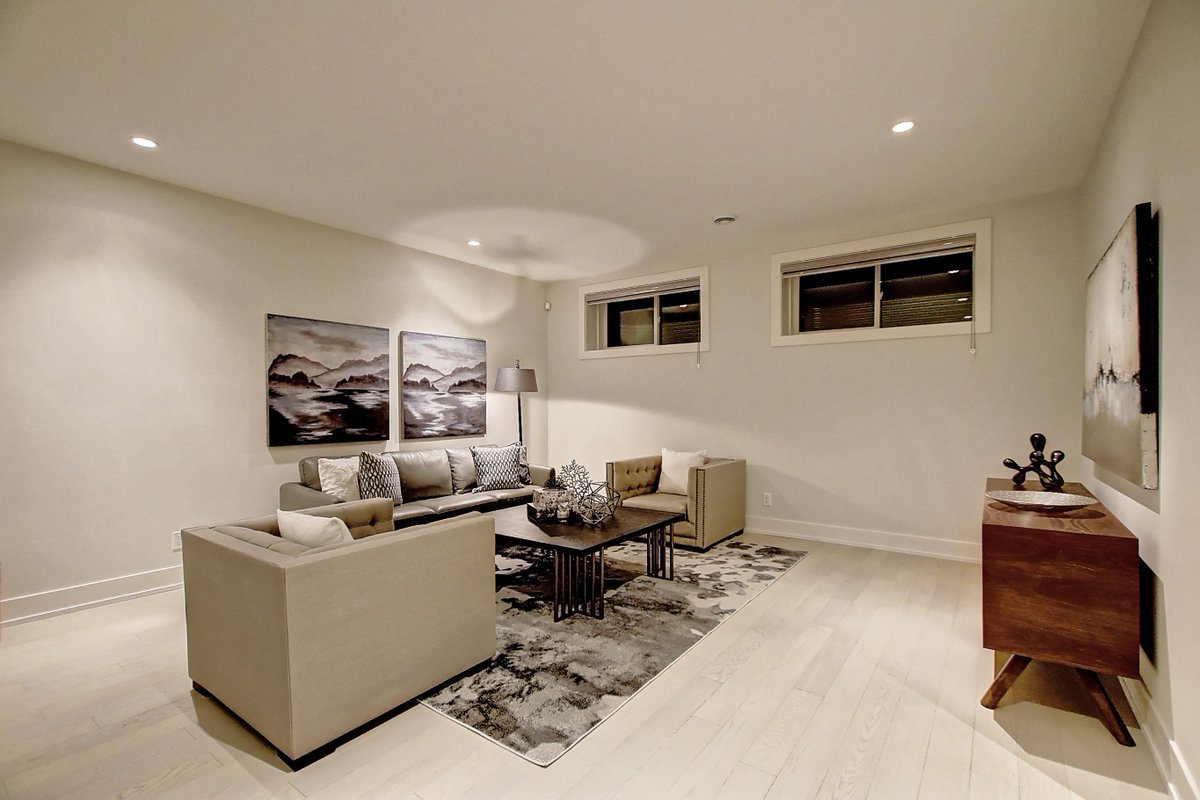 Don't skip out on home staging before listing because it is a major factor in helping your place sell quickly and easily! Find out how to get your home staged here: dezingroup.com/booking

#calgary #edmonton #yycre #yegre