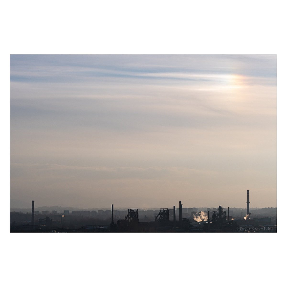 PeterBorovicka's tweet photo. Skyline of Ostrava City * LANDSCAPES photoserie about humans and their environment || "As an Australian probably would have put it, this is a city where men are men, and sheep are nervous.” ―Terje B. Englund, The Czechs In A Nutshell 🏭⚙️ #Ostrava #industrial #skyline #minimalism https://t.co/KtpFdT70bs