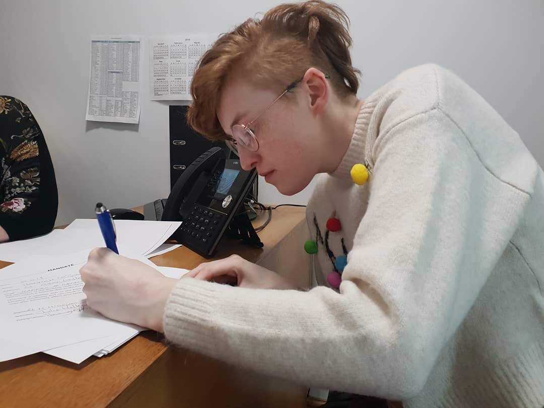 _HannahM96_'s tweet photo. As of last Tuesday, I officially have my own flat! 🙏🏻 😍 💖 🙌🏻 

I have waited and wished for this for so long, I can't believe it's finally a reality. ✍🏻 🗝️ 🔑 🚪

#FirstFlat #NewHome #Independence #Freedom #Courage #Support #Love #Life #Glasgow #Scotland https://t.co/H3uNOxzAab