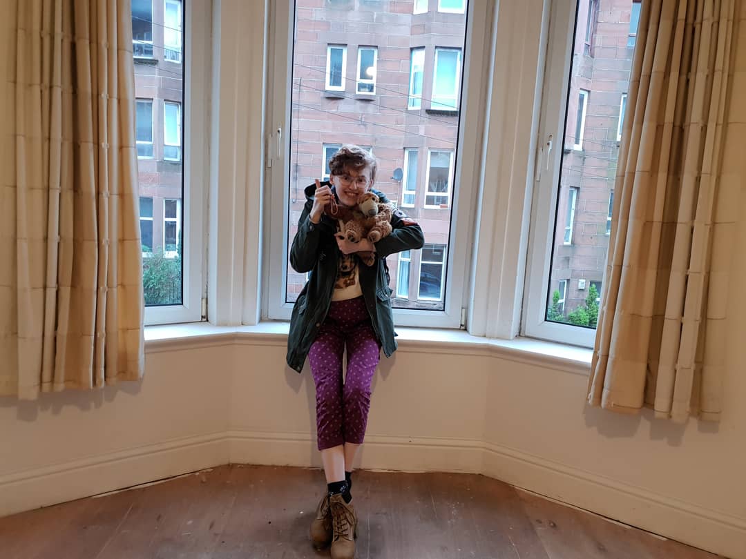_HannahM96_'s tweet photo. As of last Tuesday, I officially have my own flat! 🙏🏻 😍 💖 🙌🏻 

I have waited and wished for this for so long, I can't believe it's finally a reality. ✍🏻 🗝️ 🔑 🚪

#FirstFlat #NewHome #Independence #Freedom #Courage #Support #Love #Life #Glasgow #Scotland https://t.co/H3uNOxzAab