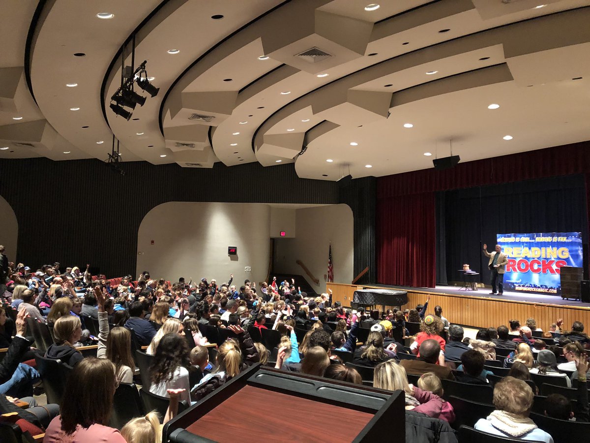What a great turnout on this chilly night for our Magical Reading Rocks  Night!