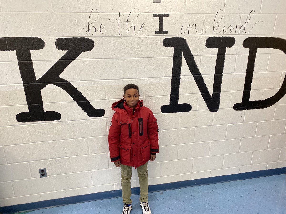 MsMurrayNTES's tweet photo. Spreading kindness at NTES part 1! @MsMurrayNTES @MsHollinsNTES @KrisCoston @NTES_BCPS https://t.co/R8XM6cq337