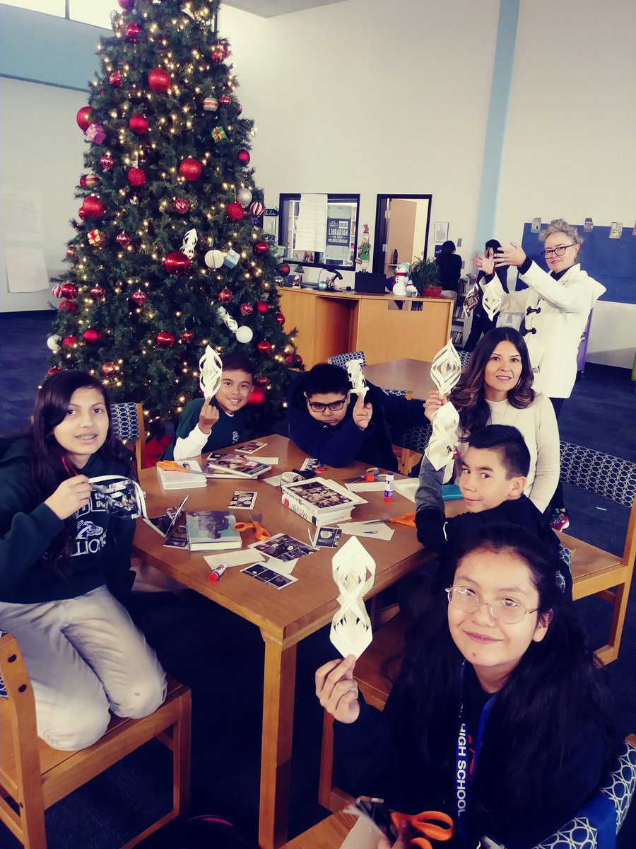 PriscillaSlider's tweet photo. #StallionsLeadTheWay #TeamSISD
Mrs. Monroe's class making Christmas ornaments from damaged books. https://t.co/Gkw2hF0x4r