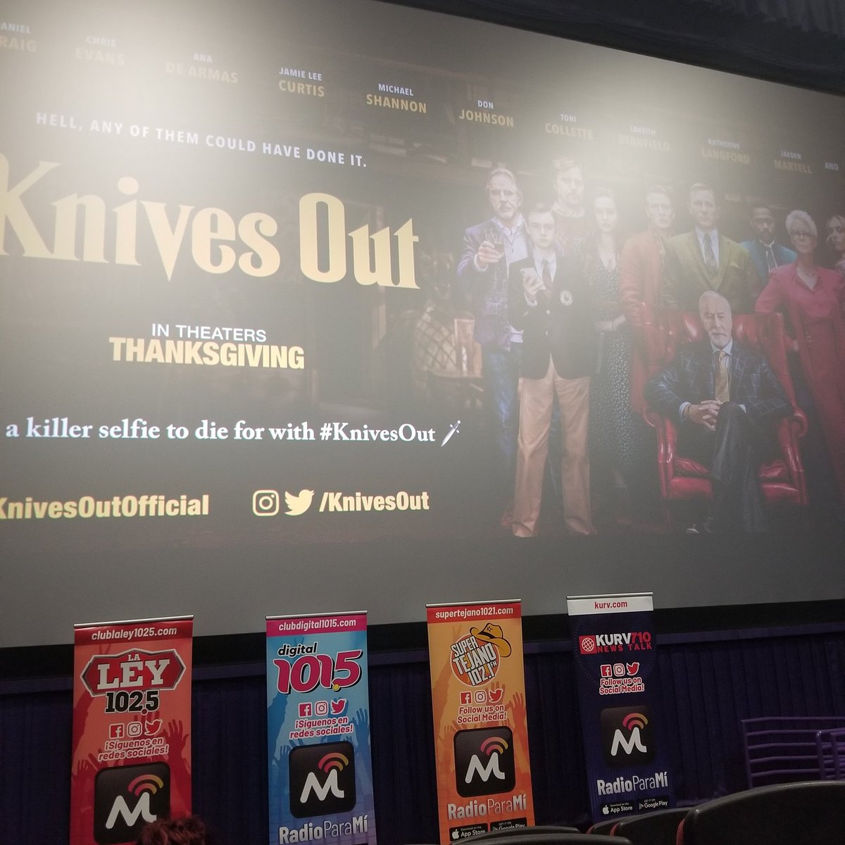 #KnivesOut #mcallen #lionsgatefilms excited to see this murder mystery