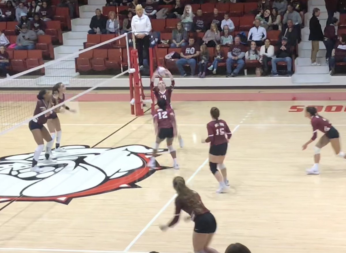 The Lady Cats are winning game 1: 17-15....