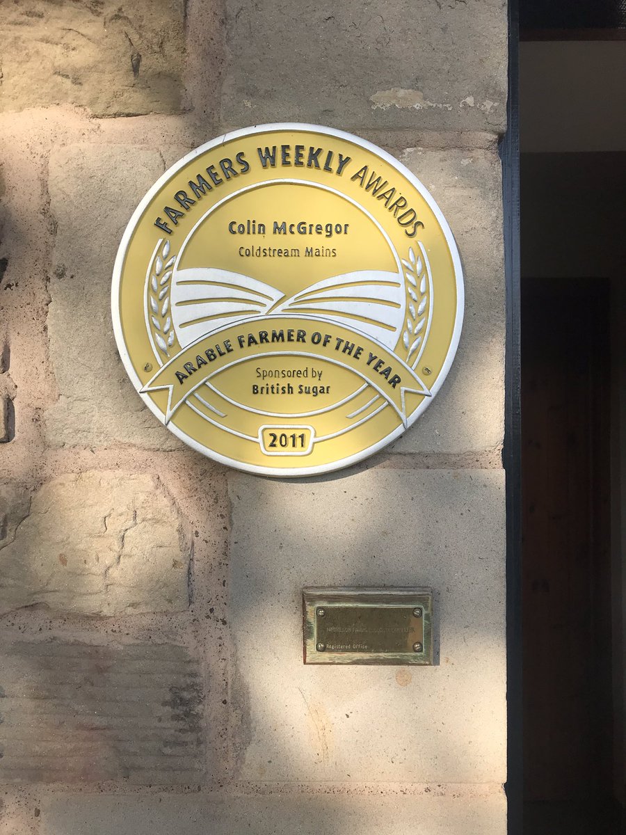 Alma_Watson's tweet photo. Thanks to our host farmer @McGregorFarms and #FWAwards Arable Farmer winner 2011. Great turn out for @FW_UKEvents @FarmersWeekly #soilsinpractice Highlight for me, seeing the yellow awards plaque in place. https://t.co/DcljNzmB89