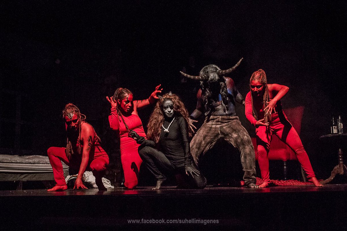 lamaletaproduc1's tweet photo. Escenas de “EL Gato Negro” de Edgar Allan Poe, últimas funciones teatro de Cámara Hugo Carrillo https://t.co/W9sAfK1hS6