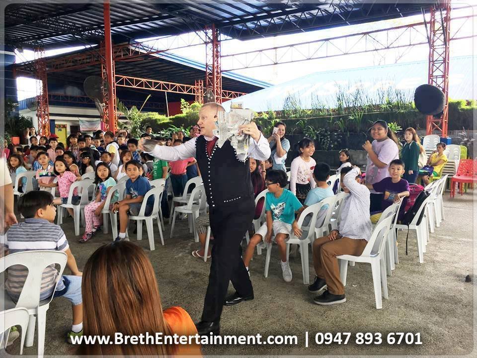 bellabreth's tweet image. Childrens Party Entertainer

HIRE Magician David Breth. He is a professional entertainer/magician in Angeles City, Pampanga …
CALL 0947-893-6701 for bookings and inquiries!

#pinoyballoonsale #angelescity #clark #balloontwister  #manila #balloondecor #balloontwisting #magicshow