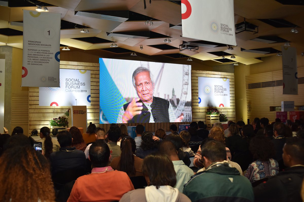 yy_colombia's tweet photo. Gracias por la participación en el #sbfc19. Vemos con entusiasmo un futuro prometedor, sumado al extraordinario potencial de las nuevas generaciones de emprendedores& de los #negociossociales en virtud del desarrollo del país. #yycolombia @grameencl @Yunus_Centre @camaracomerbog https://t.co/lk5dwx9mXI