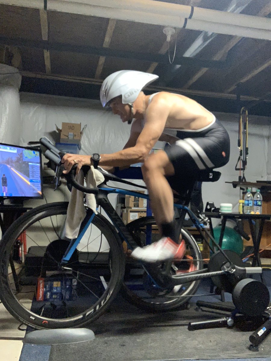 @twojohnspodcast @GoZwift I like to do the DIRT rides too, but not sure how I feel about the fence. #aeromatters