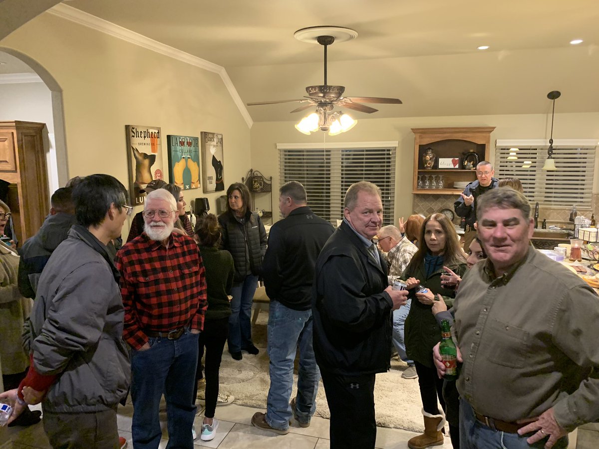 Chief_FMitchell's tweet photo. Got to spend the evening at the home of the Jeffries who hosted a neighborhood meet and greet at there home. The evening gave everyone a chance to get to know each other as Corporal Reedy spoke about the benefits of neighborhood association. #LubbockCommunity https://t.co/sDB20C6SbU