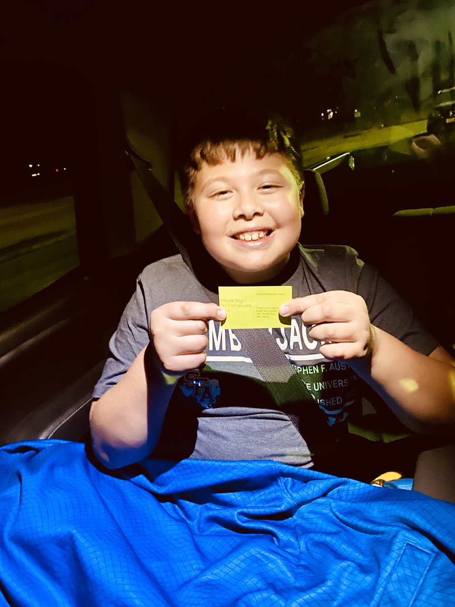 browncken's tweet photo. This kid had a blast at the CES movie night! Thanks @CrosbyElem https://t.co/hst2zZScK9