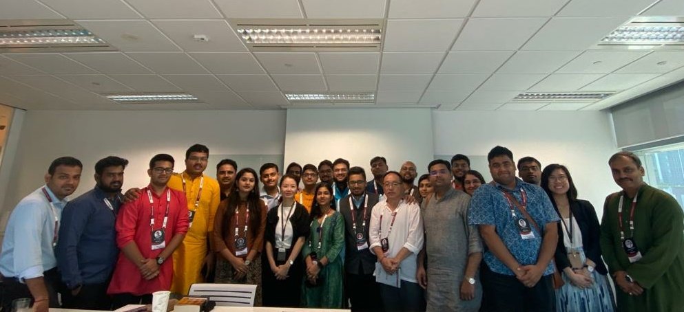 VisionIndiaFdn's tweet photo. As a land scarce country, Singapore emphasizes on integrated planning and development, and, dynamic urban planning. Wonderful visiting the Centre for Liveable Cities during the World Governance Expedition.
@The_CLC_SG #governspired #urbangovernance https://t.co/UHnTG2JU6H