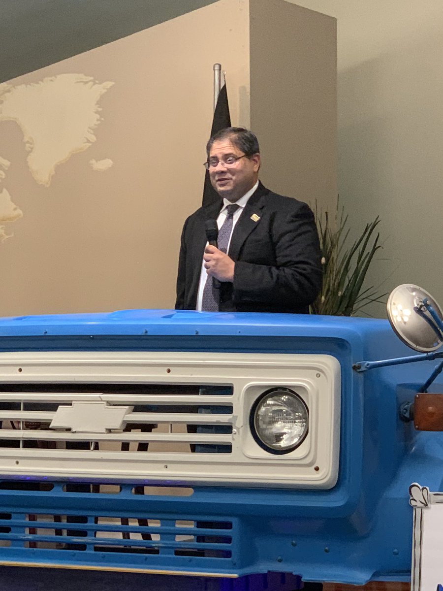 WBCBowie's tweet image. Thankful for the great message tonight from @drjefffugate - Appreciate my friend @PastorJSeay introducing Pastor Fugate &amp;amp; our Bus Director giving us some practical instruction on the bus ministry! Let’s #KeeptheBusesRolling! #StillWorks