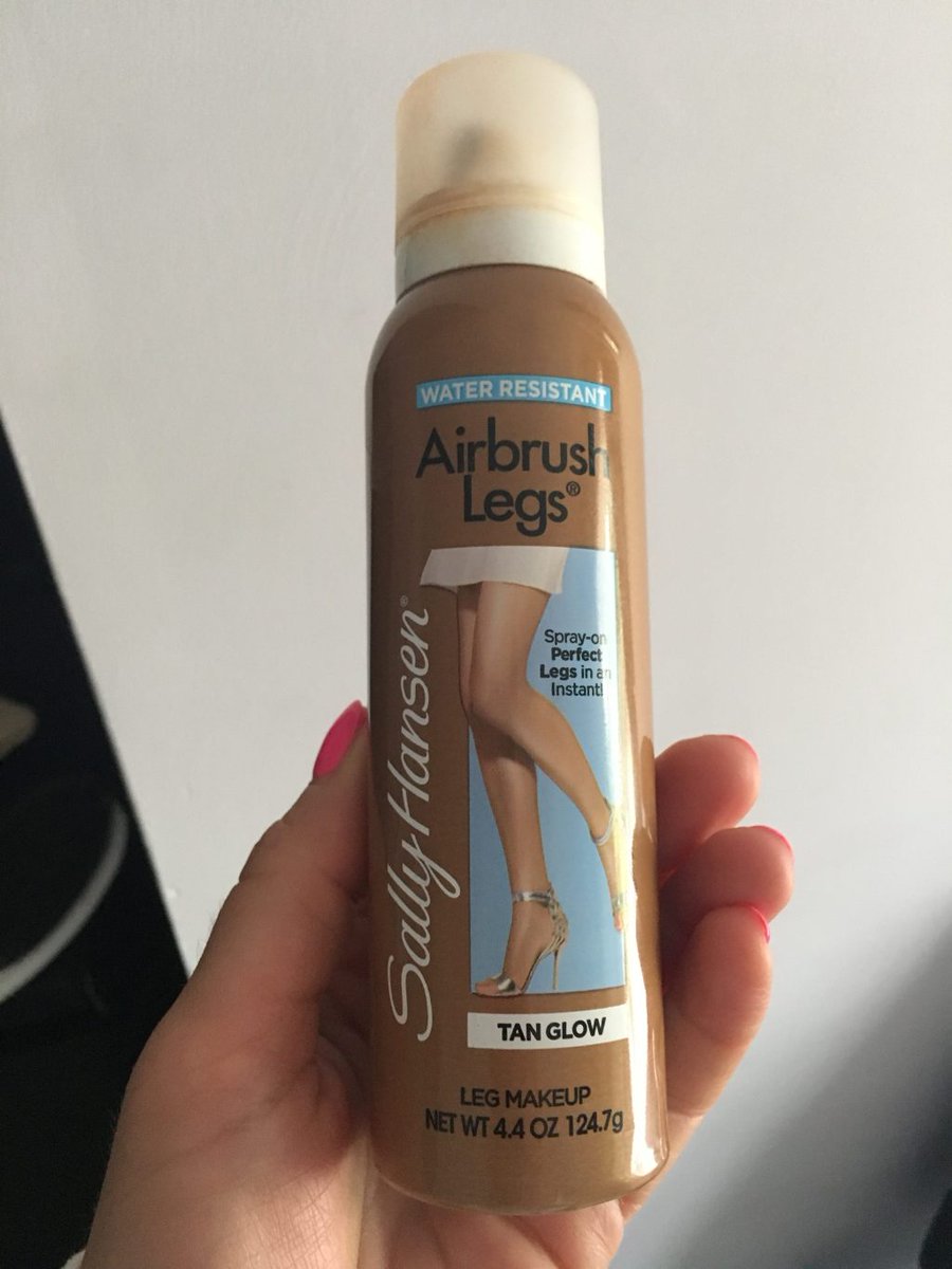 MomFabFun's tweet photo. Cover Leg Imperfections with Sally Hensen Airbrush Legs https://t.co/VImSJepiCd https://t.co/LXD6NxmQKp