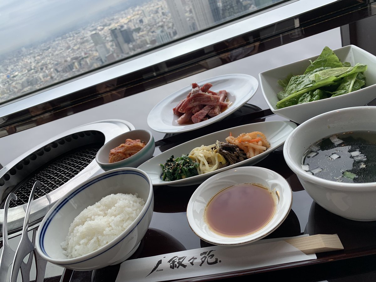 sudami_mami_'s tweet photo. 観劇前にオペラシティの叙々苑で
ランチ☺️💓
焼肉臭い人いたら私です（笑） https://t.co/uLwRuwAG9t