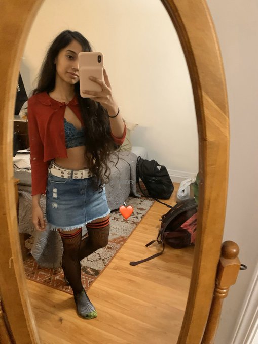 This was from the night I fell victim to pickpocketing, but on the bright side, my outfit was cute. https://t